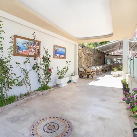 Near To Center And アパート *